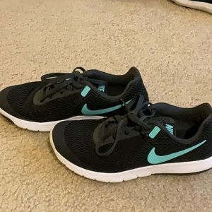 Nike Flex Running Sneakers